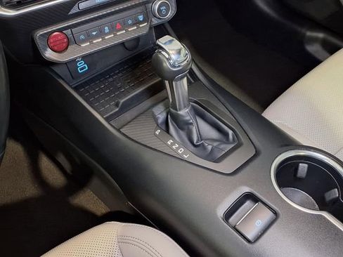 Used 2024 Ford Mustang Premium image 9