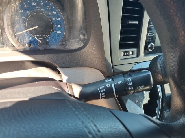 Used 2018 Toyota Sienna L FWD image 18