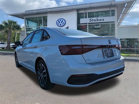 New 2026 Volkswagen Jetta SE image 6