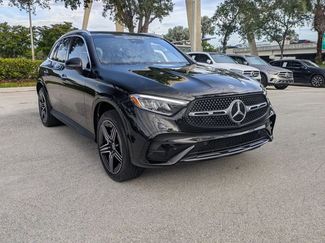 Used 2023 Mercedes-Benz GLC 300 video 3