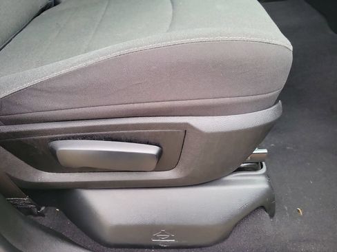 Used 2024 RAM 1500 Warlock RWD image 34