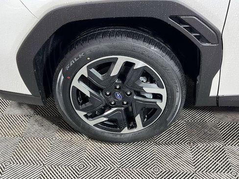 Certified 2025 Subaru Forester Limited w/ Popular Package #2 image 25