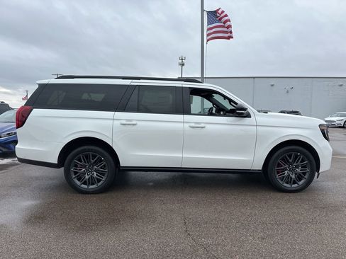 New 2025 Ford Expedition Max Platinum w/ Stealth Performance Package image 3
