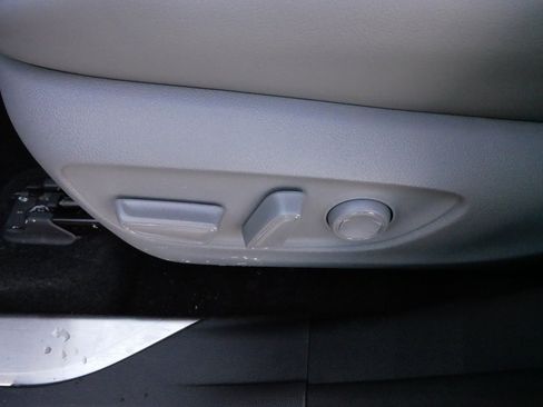 Certified 2026 Toyota Highlander XLE image 20