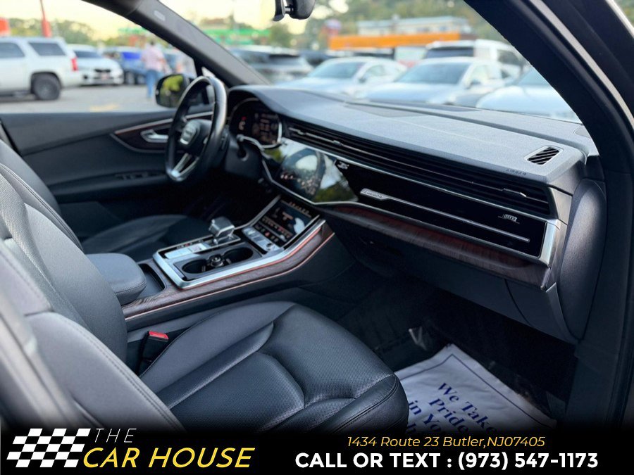 Used 2020 Audi Q7 3.0T Prestige w/ Prestige Package AWD/4WD image 27