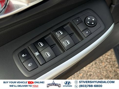 Used 2022 Jeep Cherokee Latitude w/ Sun & Sound Group AWD/4WD image 27