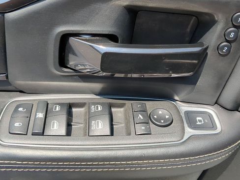 Used 2022 RAM 3500 Limited AWD/4WD image 12