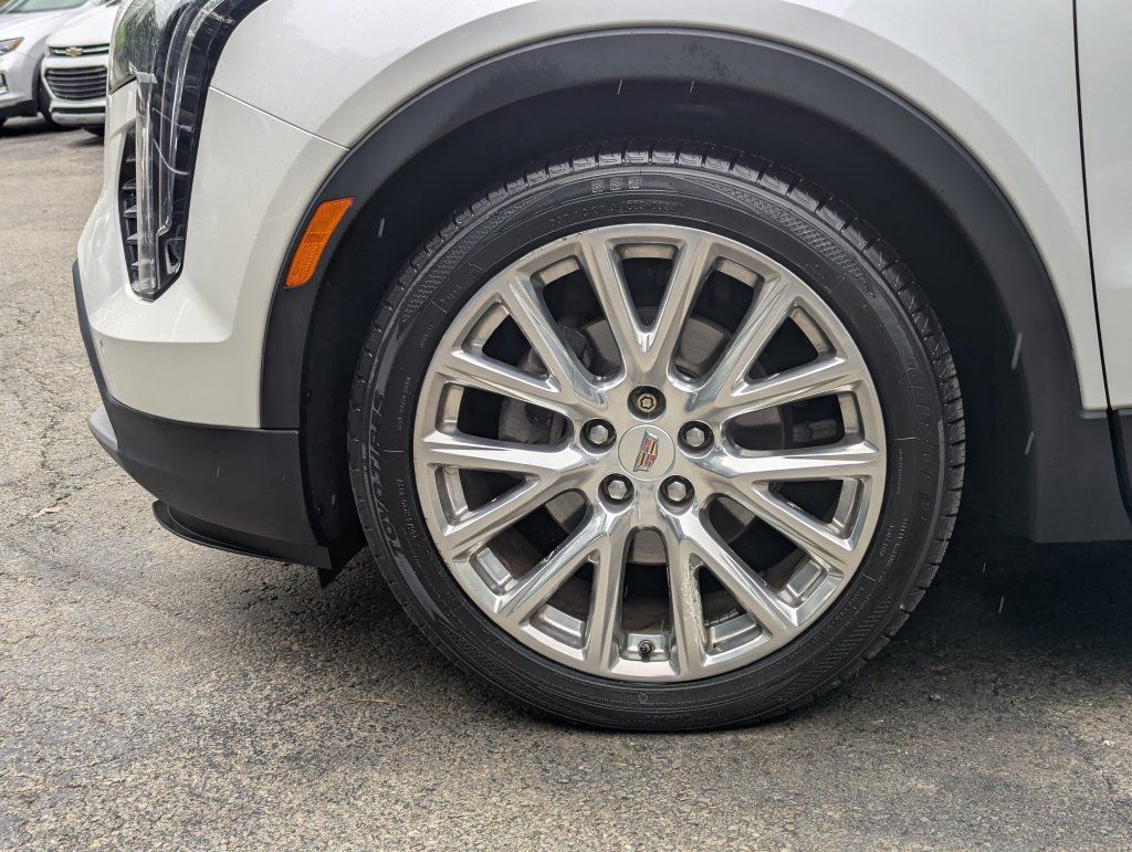 Used 2019 Cadillac XT4 Premium Luxury AWD/4WD image 14