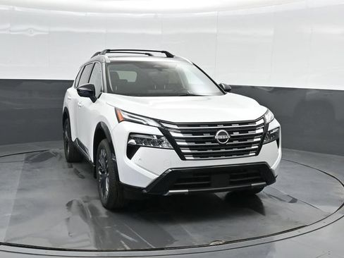 Used 2026 Nissan Rogue Platinum w/ Platinum Premium Package AWD/4WD image 7