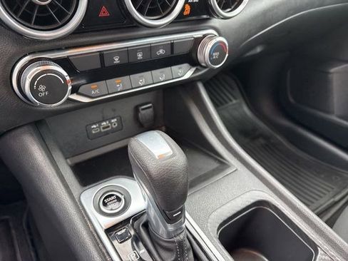 Used 2022 Nissan Sentra SV image 23