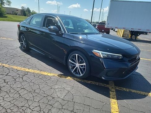 Certified 2024 Honda Civic Touring image 4