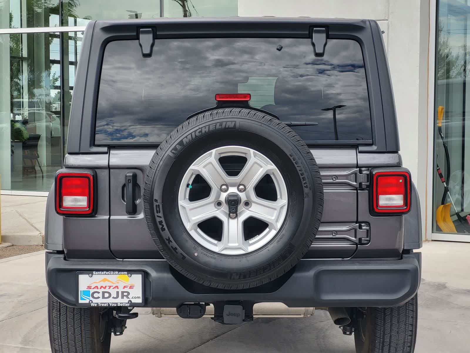 Used 2023 Jeep Wrangler Unlimited Sport AWD/4WD image 6