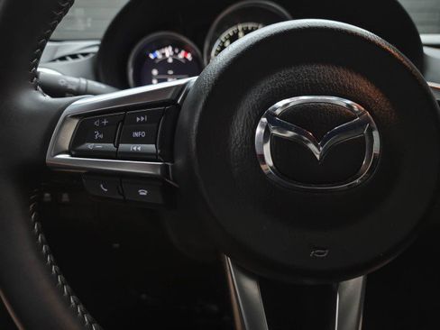 Used 2021 MAZDA MX-5 Miata RF Grand Touring RWD image 16