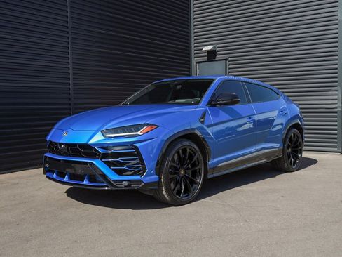 Used 2019 Lamborghini Urus AWD/4WD image 1