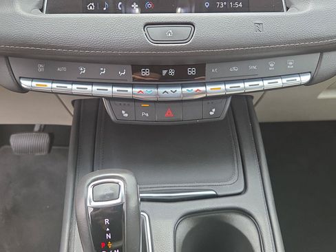 Used 2019 Cadillac XT4 Luxury w/ Trailering Package FWD image 21