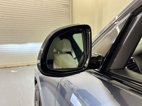 Used 2021 BMW X7 M50i w/ Dynamic Handling Package image 20