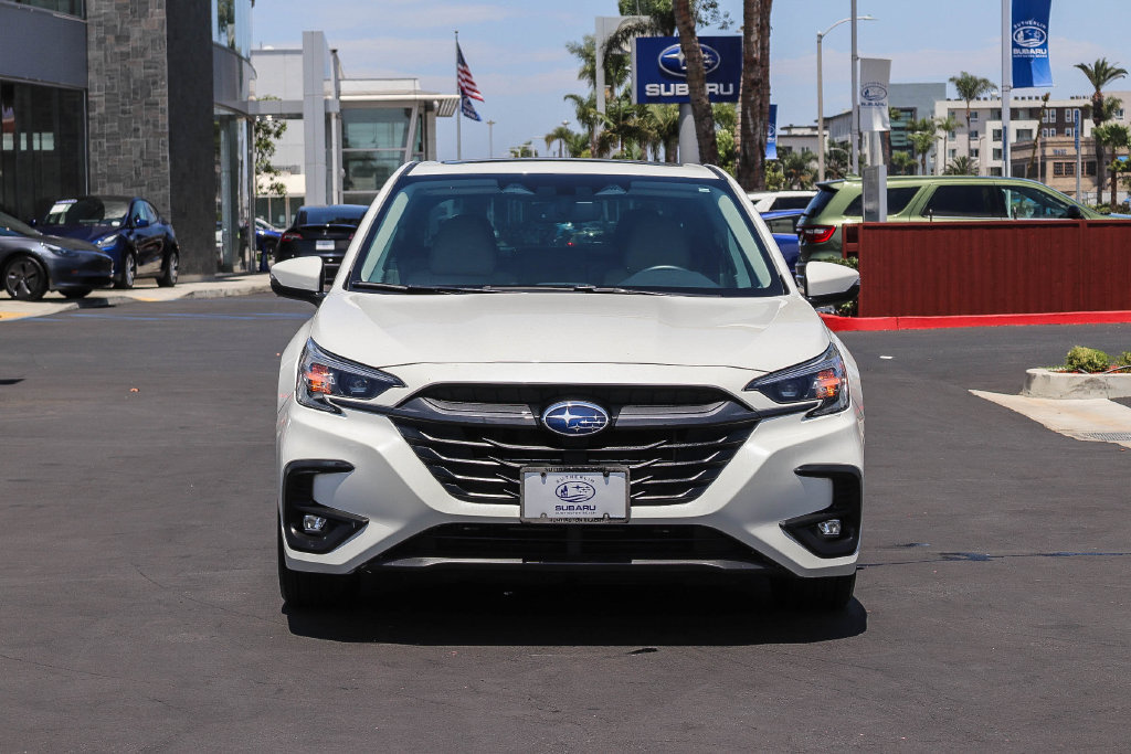 Used 2025 Subaru Legacy Limited AWD/4WD image 2