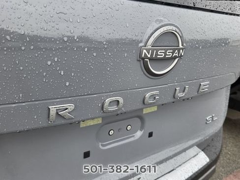 Used 2023 Nissan Rogue SL w/ SL Premium Package FWD image 7