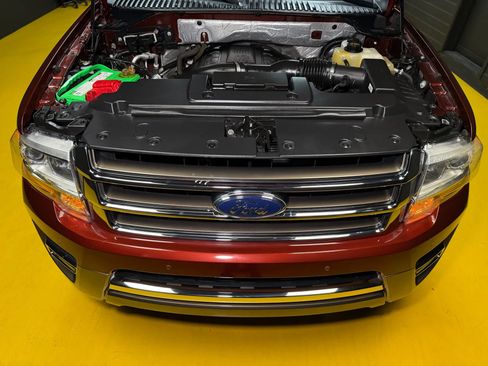 Used 2015 Ford Expedition King Ranch image 56