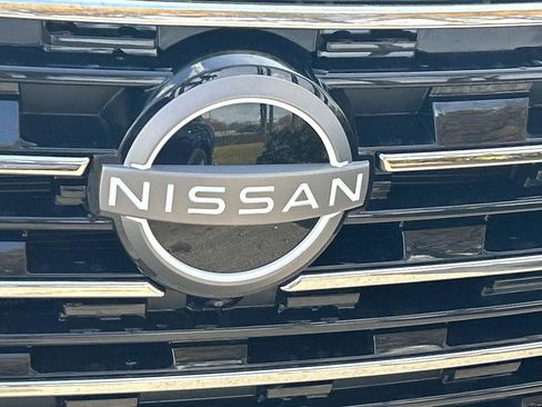 New 2026 Nissan Rogue Platinum w/ Platinum Premium Package AWD/4WD image 11