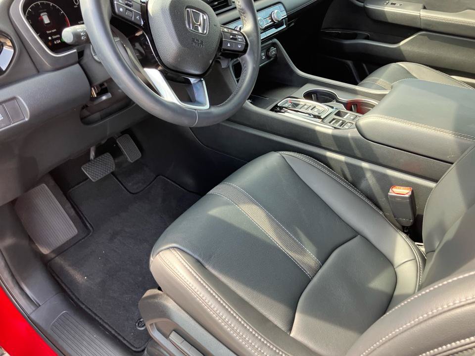 Certified 2025 Honda Pilot EX-L image 34