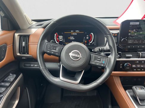 Certified 2023 Nissan Pathfinder Platinum w/ Lighting Package (N93) image 14