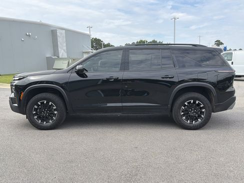 Used 2024 Chevrolet Traverse Z71 w/ LPO, Floor Liner Package AWD/4WD image 9
