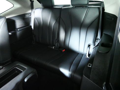 Used 2024 Acura MDX SH-AWD image 33
