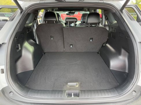 Used 2025 Kia Sportage X-Line w/ Premium Package image 19