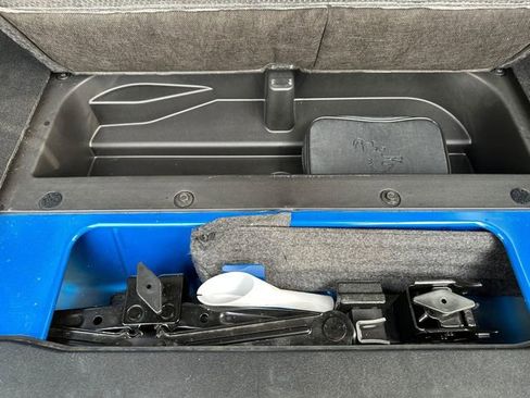 Used 2025 Ford Bronco Badlands image 27