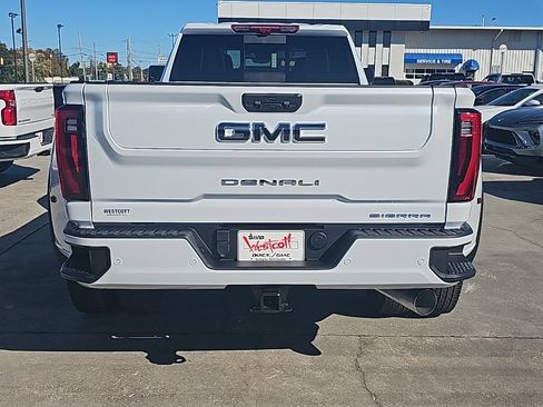New 2026 GMC Sierra 3500 Denali Ultimate image 4