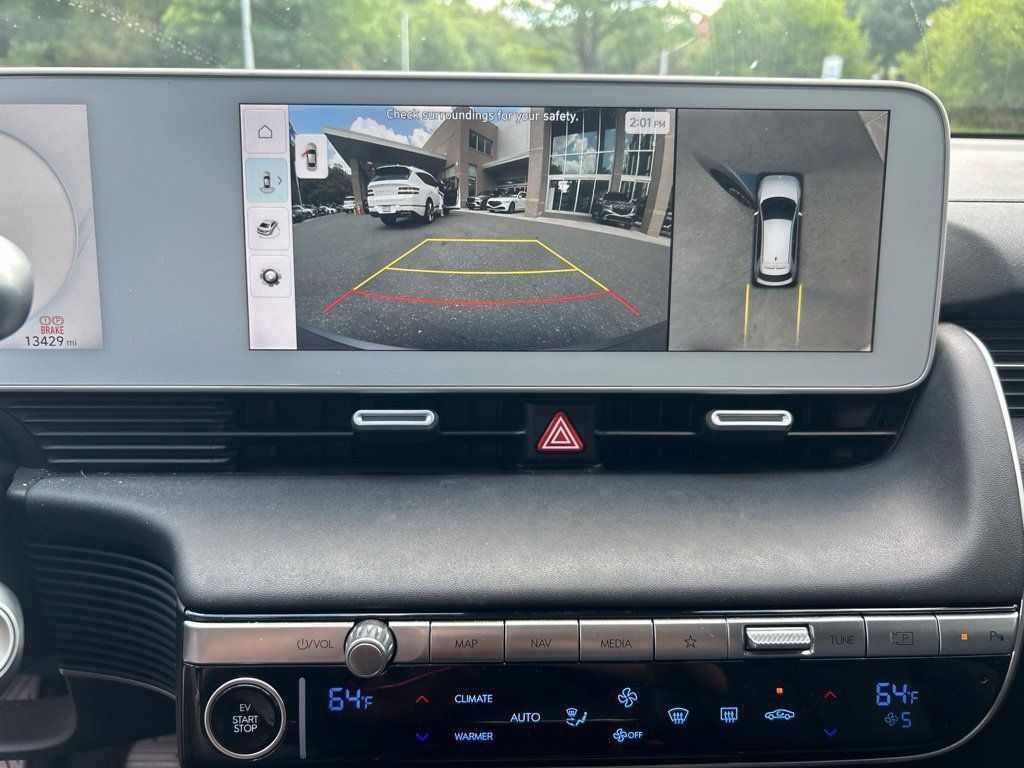 Used 2024 Hyundai Ioniq 5 Limited AWD/4WD image 12