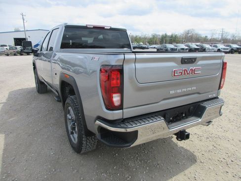 New 2026 GMC Sierra 2500 SLE image 7