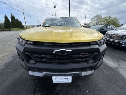 Used 2023 Chevrolet Colorado Trail Boss w/ Technology Package AWD/4WD image 26