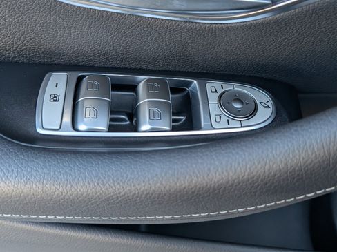 Used 2023 Mercedes-Benz E 450 4MATIC Sedan image 19