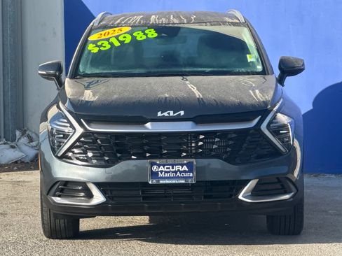 Used 2025 Kia Sportage EX image 8