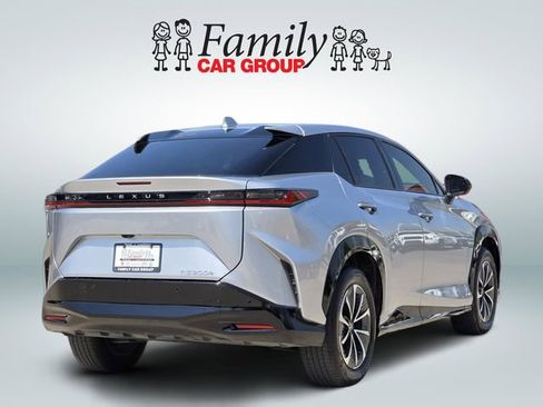 Used 2024 Lexus RZ 300e Premium w/ Accessory Package (Z1) FWD image 4