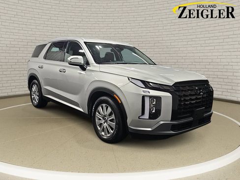 Certified 2025 Hyundai Palisade SEL AWD/4WD image 3