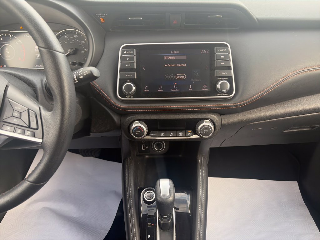 Used 2019 Nissan Kicks SR FWD image 18