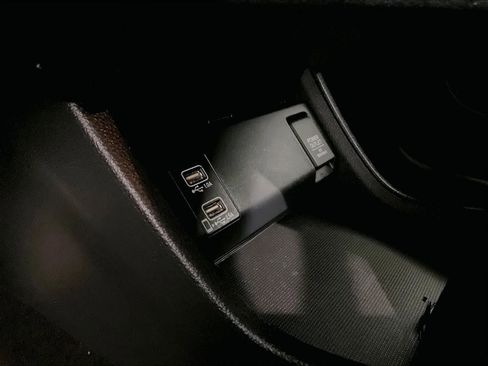 Used 2019 Honda HR-V Sport image 26