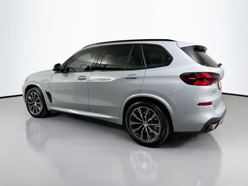 New 2026 BMW X5 xDrive50e w/ Executive Package image 7