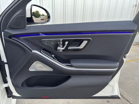 Used 2023 Mercedes-Benz S 500 4MATIC w/ AMG Line image 49