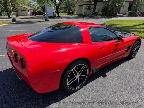 Used 1999 Chevrolet Corvette Coupe w/ Performance Handling Pkg RWD image 4