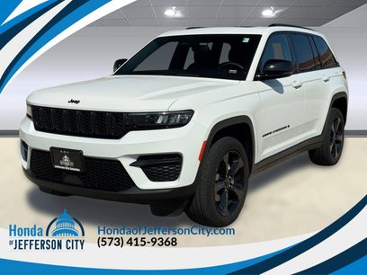 Used 2023 Jeep Grand Cherokee Altitude