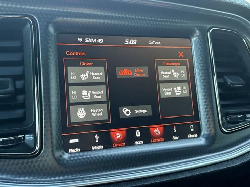 Used 2019 Dodge Challenger SRT Hellcat image 19