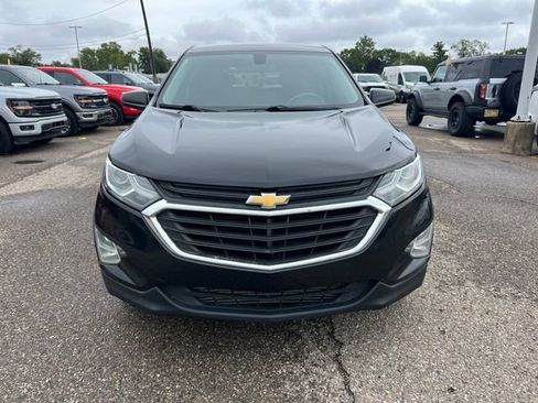 Used 2018 Chevrolet Equinox LT AWD/4WD image 2