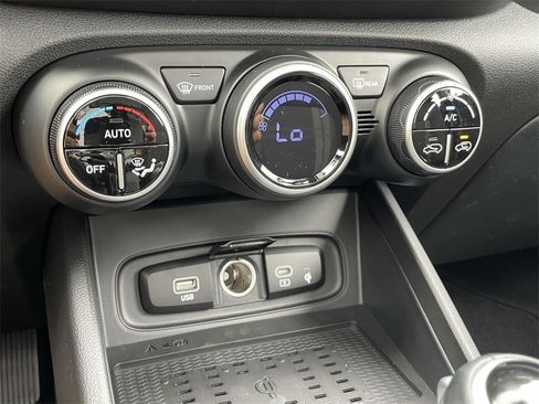 New 2026 Hyundai Venue SEL image 16