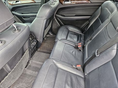 Used 2017 Mercedes-Benz GLS 450 4MATIC image 29