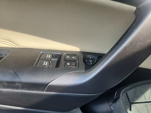 Used 2017 Honda Accord EX-L image 25