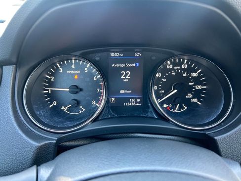 Used 2020 Nissan Rogue Sport S image 17